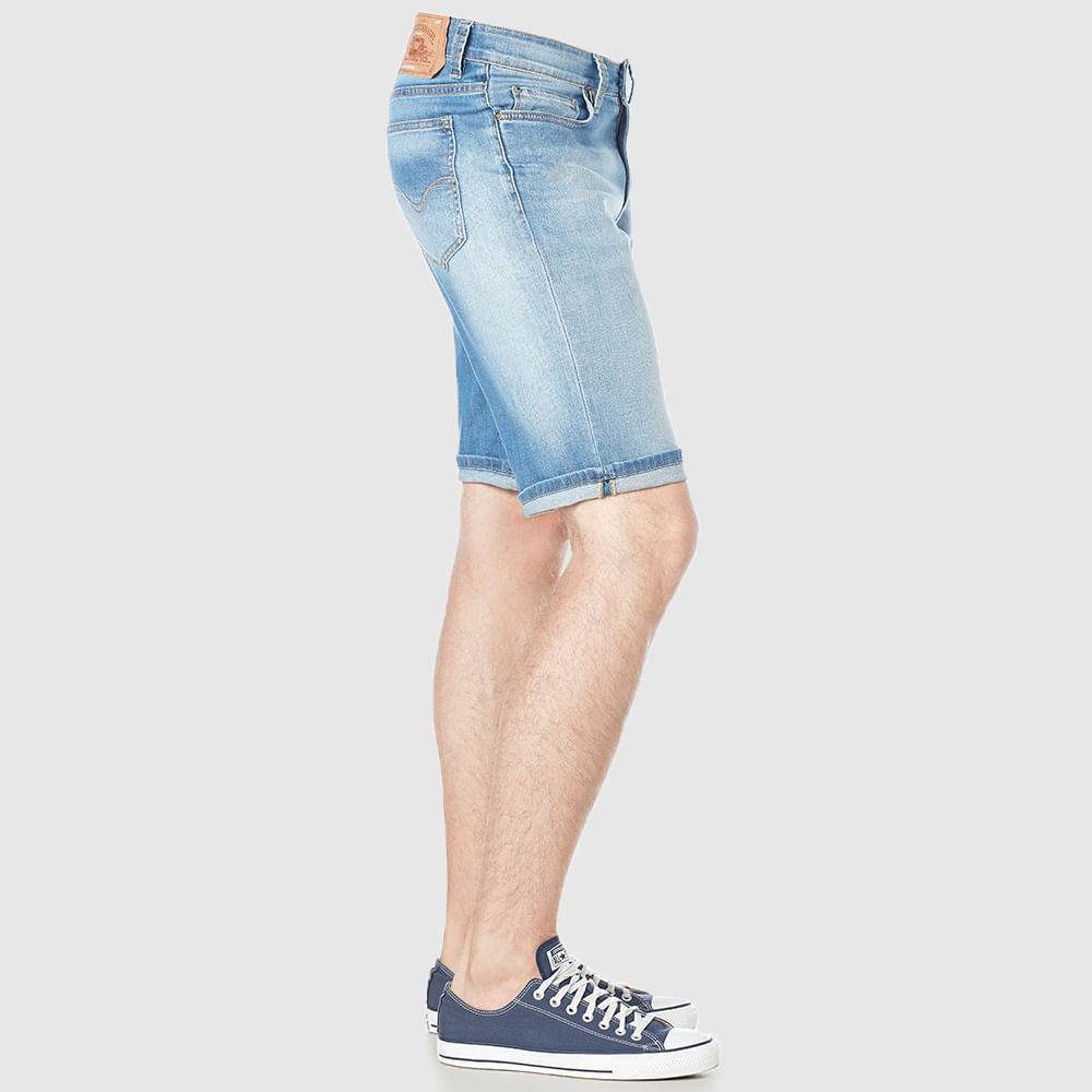 bermuda destroyed renner